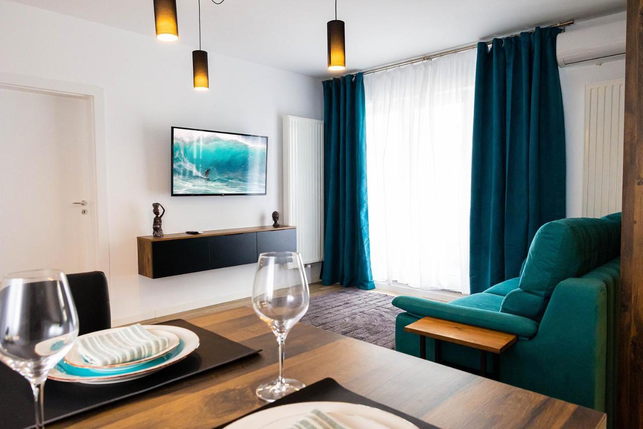 Maurer Apartment *