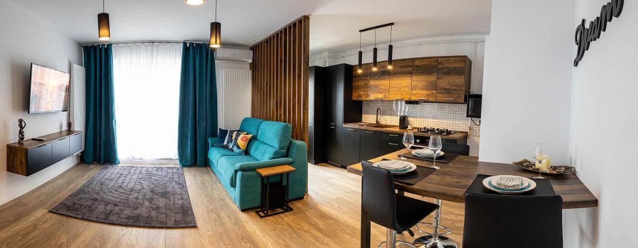 Maurer Apartment *