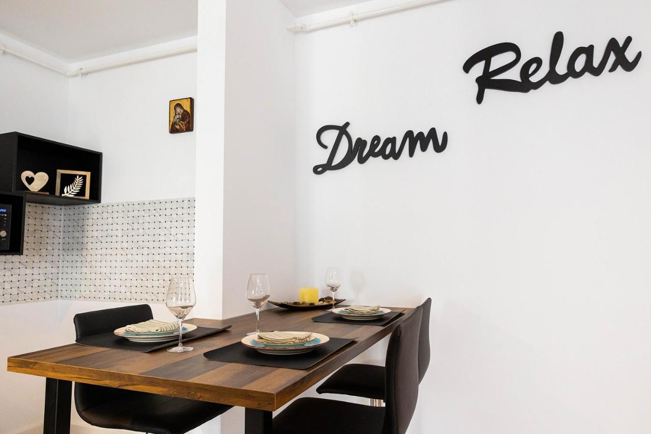Maurer Apartment